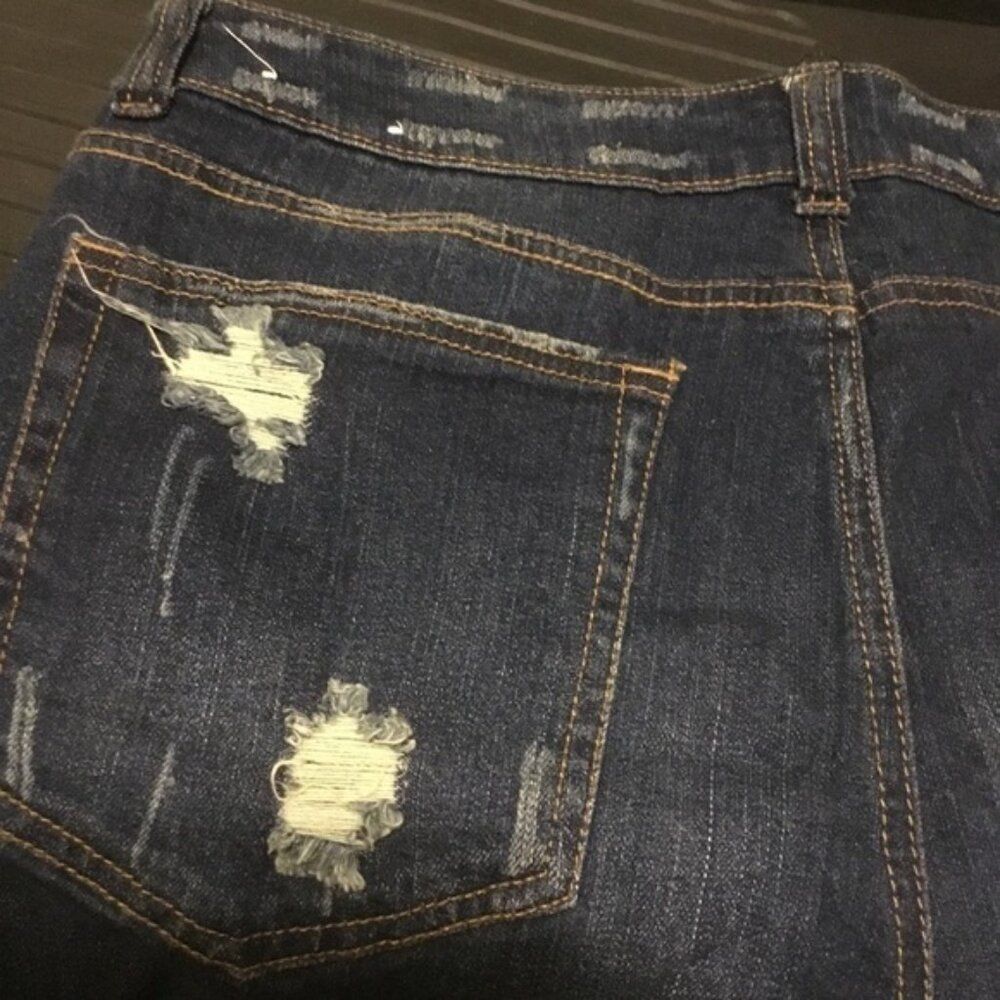 Almost Famous Dark Wash Distressed Destroyed bottom cuff Jean Denim shorts 13 - Picture 10 of 12